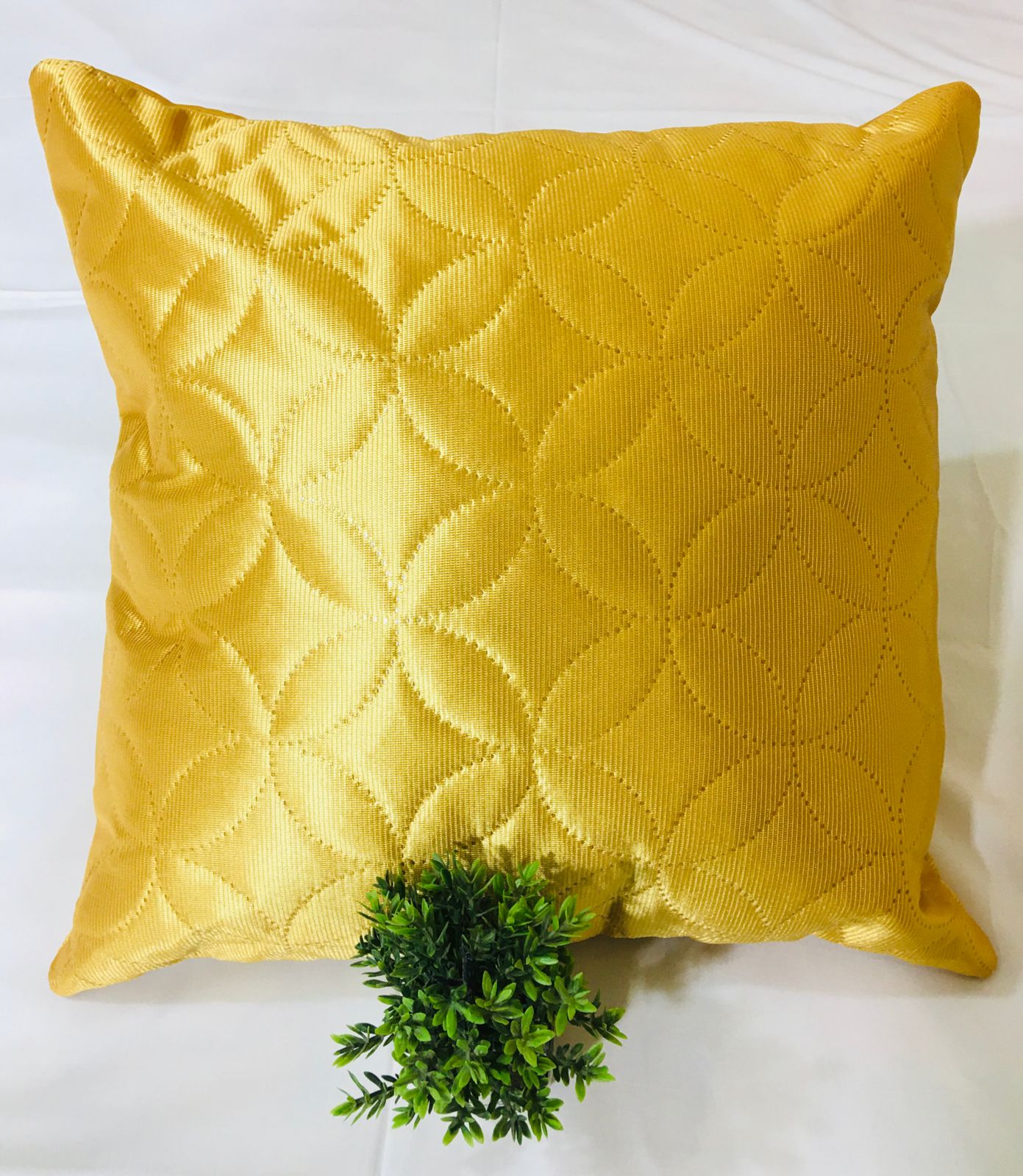 ULTRASONIC QUILT CUSHION COVER